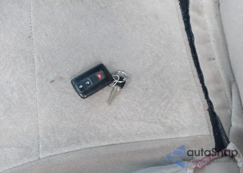 2005 Toyota Prius from USA, damaged, VIN JTDKB20U150117806